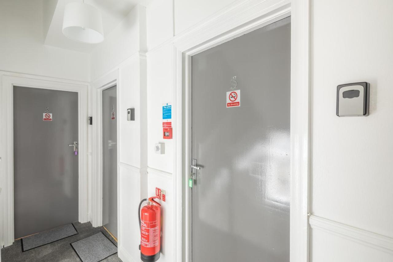 Private Room 5 With Kitchenette By Cb Stays No Minimum Stays CBG Exterior photo